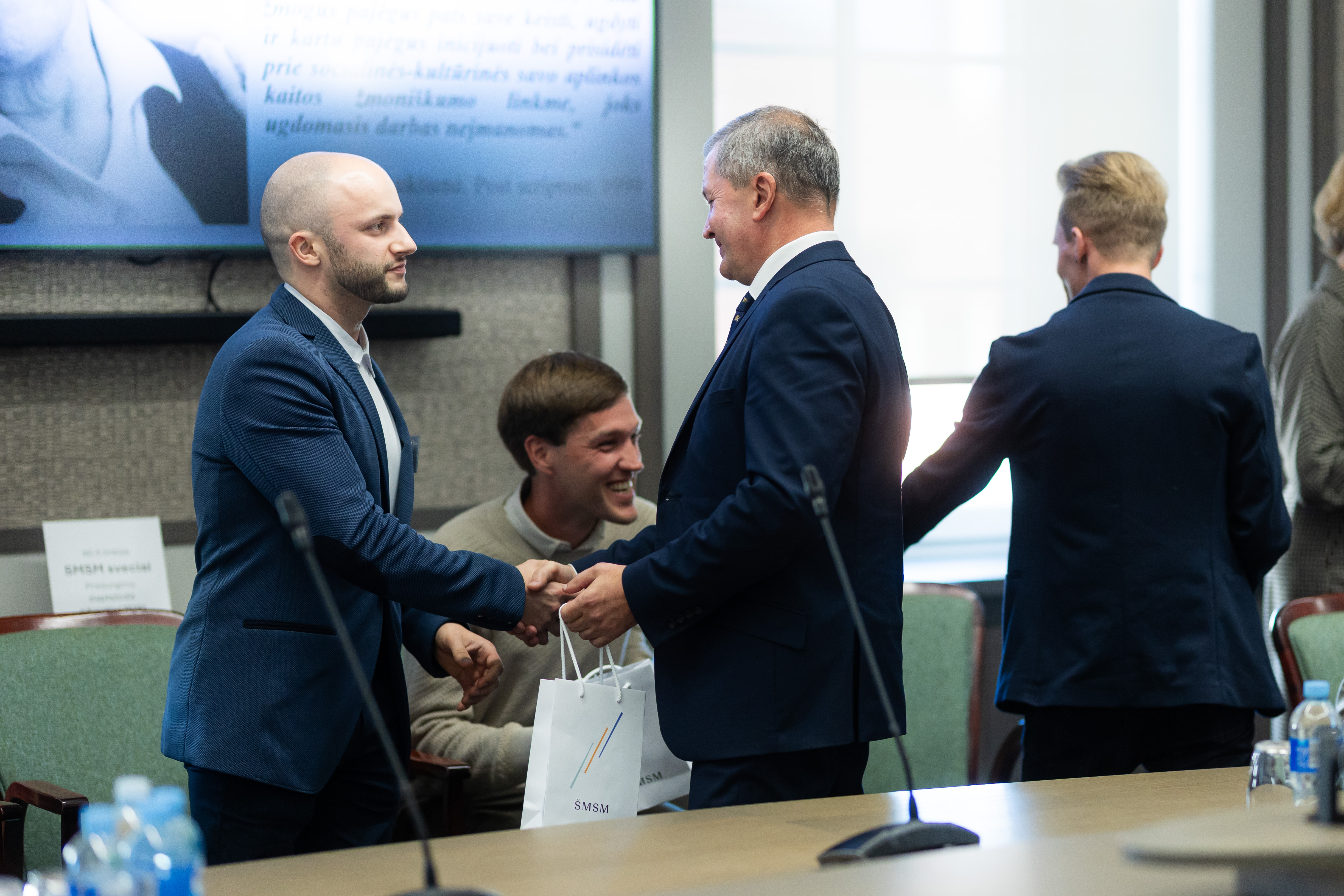 Didžiuojamės savo mokytoju!